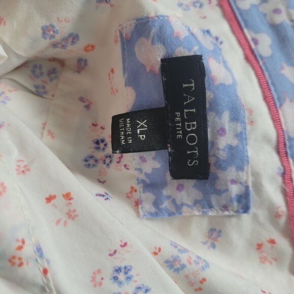 Talbots Petite Floral Button-Up Shirt XLP 100% Cotton Long Sleeve Cream With Pin - Picture 3 of 5